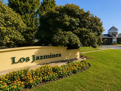 Terreno Lote  en Venta en Los Jazmines, Pilar del Este, Pilar