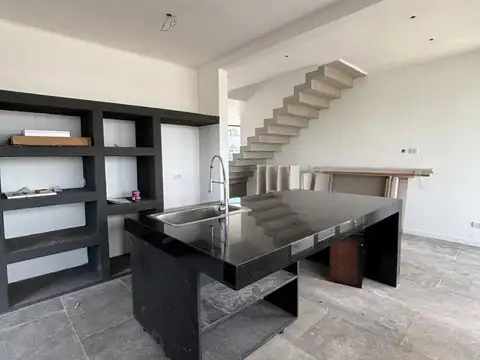 Barrio cerrado Santa Ana Excel Casa diseño 3 dorm a laguna