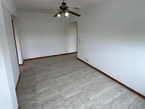 Departamento en alquiler en Villa Ballester