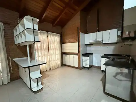 Casa en Alquiler en Maipu Seccion 1, $ 1.350.000