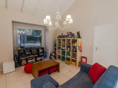Casa en Venta en Santa Barbara, USD 490.000