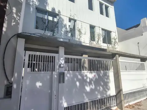Belgrano 1200, Piso 1