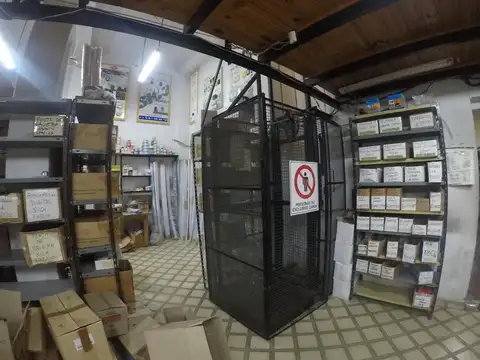 Galpon en Venta en Lanus Este, USD 174.000