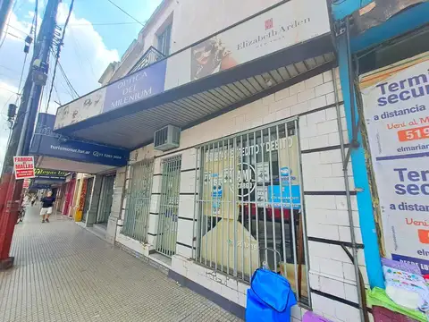 Local en Alquiler en Valentin Alsina, $ 7.500.000