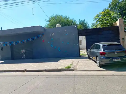 Alquiler local deposito + depto De Dos Ambientes