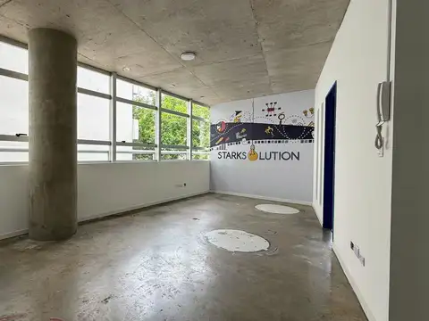 Oficina en alquiler en edificio de categoria con seguridad y SUM