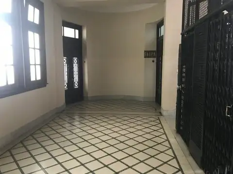 OPORTUNIDAD! GRAN DEPTO. 4 AMB. CONSTITUCIÓN 