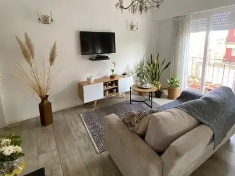 san luis 1900, Piso 7