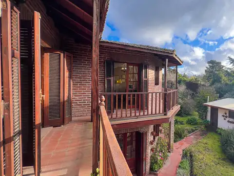 Casa en Venta en Las Dalias, USD 160.000