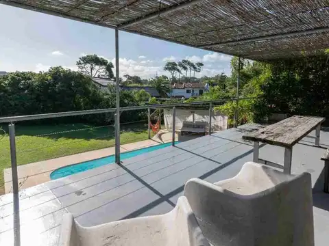 Casa en Venta en Playa Mansa, USD 685.000