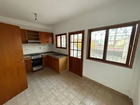 Casa - Alquiler - Argentina, Vicente López - ramon castro 2782