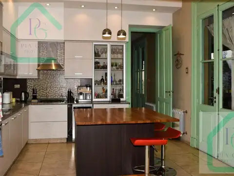 VENTA CASA 5 AMBIENTES VILLA LURO
