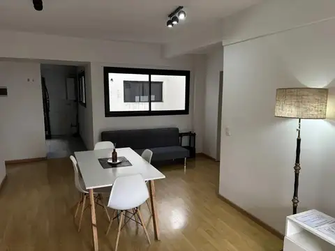 Fray Luis Beltrán 200, Piso 2
