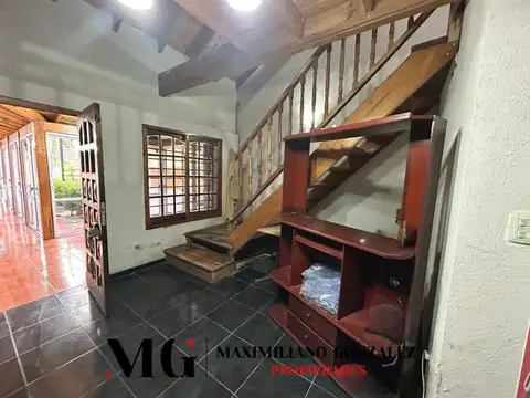 Casa 4 ambientes con 1 baño