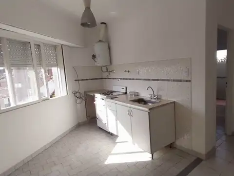 DEPARTAMENTO 2 AMBIENTES EN ALQUILER EN TEMPERLEY