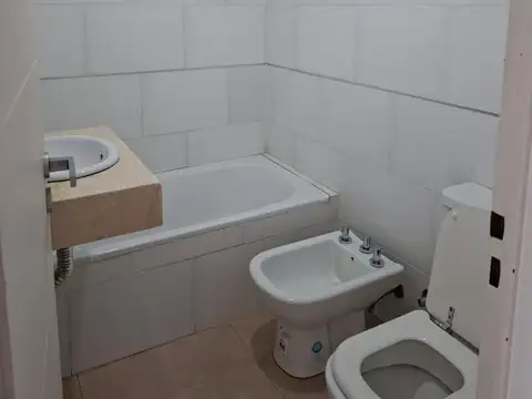 Departamento en Alquiler en Ituzaingo Norte, $ 430.000