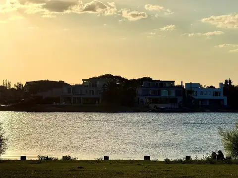 Terreno  en Venta ubicado en El Golf, Nordelta, G.B.A. Zona Norte