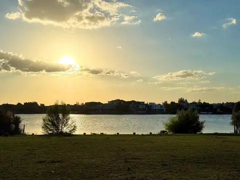 Terreno en Venta en Nordelta El Golf, USD 2.700.000