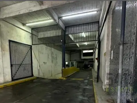 Venta Cochera en Monserrat