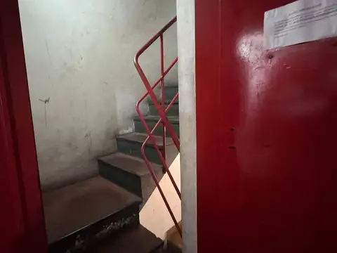 VENTA COCHERA EN BELGRANO CUBIERTA GRANDE