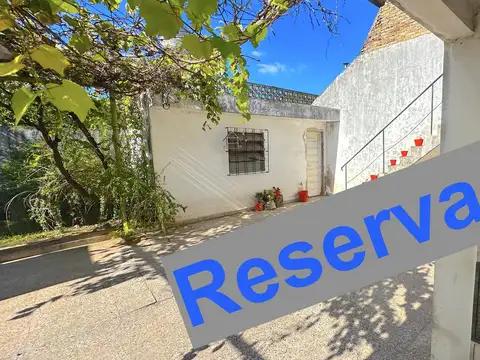 Venta Casa 3 ambientes José León Suarez Parrilla Patio Terraza  Cuarto Servicio