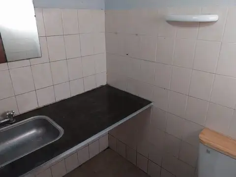 229 entre 45 y 46 - Locales en Etcheverry