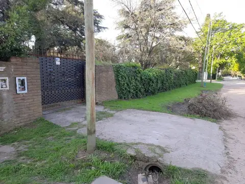 Venta casa 3 ambientes parrilla pileta Tortuguitas
