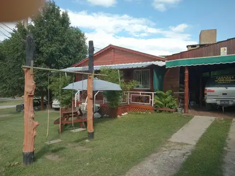 Casa en venta - 2 Dormitorios 1 Baño - Calamuchita