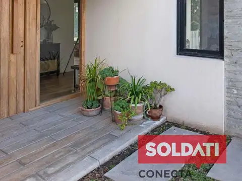 Casa 5 ambientes con 2 baños