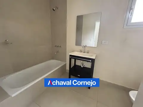 VENTA y ALQUILER CASA EN UNA PLANTA EN VISTAS, PUERTOS (3 dormitorios, dependencia)
