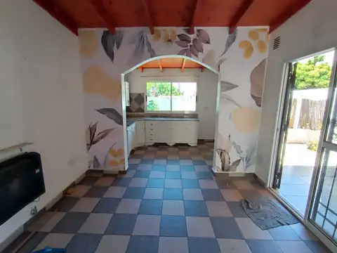 Depto Tipo Casa 3 ambientes con 1 baño
