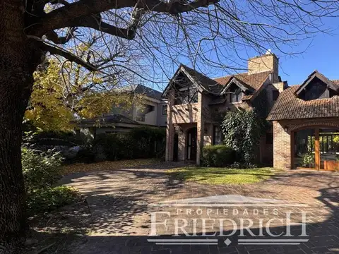 Casa en Venta en Francisco Álvarez, USD 365.000