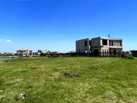 Terreno en Venta en San Sebastián, USD 52.000