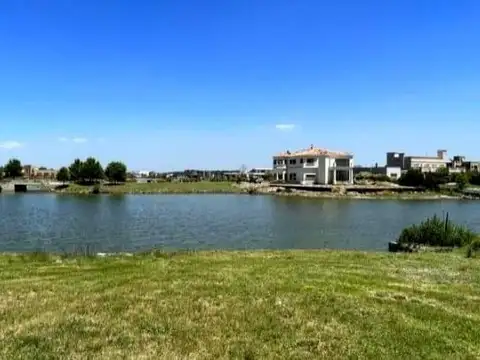 Terreno en Venta en San Sebastian, USD 52.000
