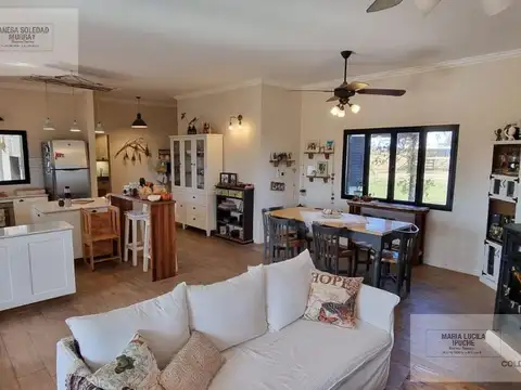 Venta casa chacra 4 ambientes Barrio La Catalina Carlos Keen Lujan