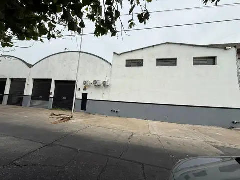 CENTRO DE DISTRIBUCIÓN EN VENTA | 5.080 m² CUBIERTOS