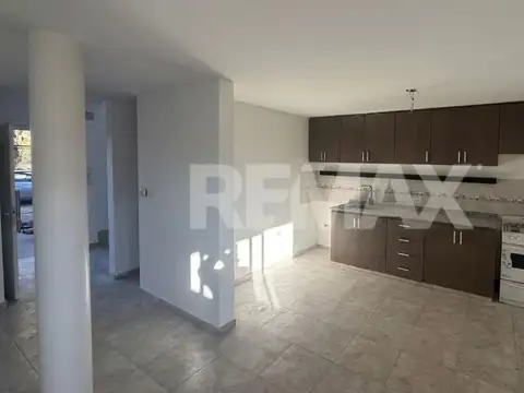 Depto Tipo Casa en Alquiler de 2 dormitorios