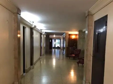 Hipolito Yrigoyen e/ Catamarca y La Rioja