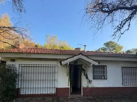 Casa 2 ambientes con 1 baño