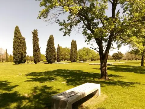 Venta parcela en Memorial de Pilar. Exc ubicacion