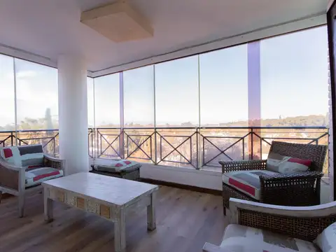 Departamento en venta 3 dormitorios y dependencia San Isidro con seguridad