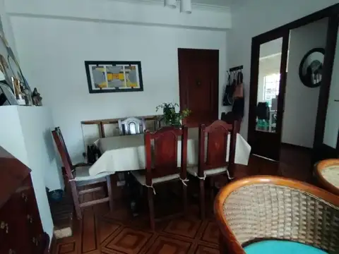 Depto Tipo Casa en Venta de 4 ambientes