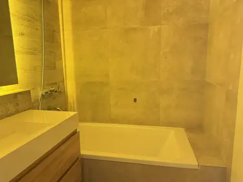 Departamento en Alquiler de 4 ambientes