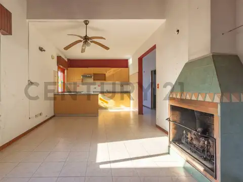 Depto Tipo Casa en Venta de 5 ambientes