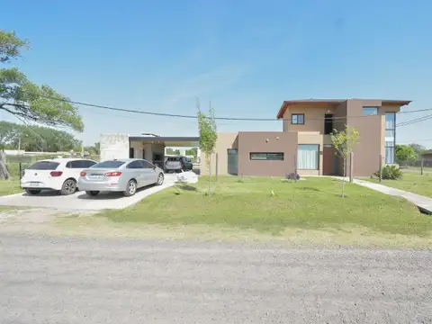 Casa en Venta en Funes, USD 195.000