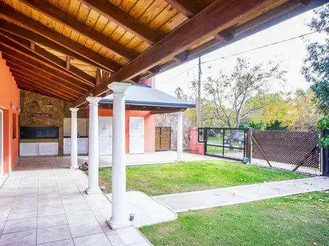 Casa en Venta en Funes, USD 215.000
