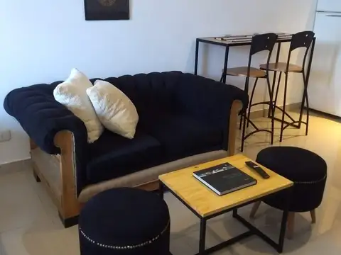 A Estrenar en venta en Monserrat