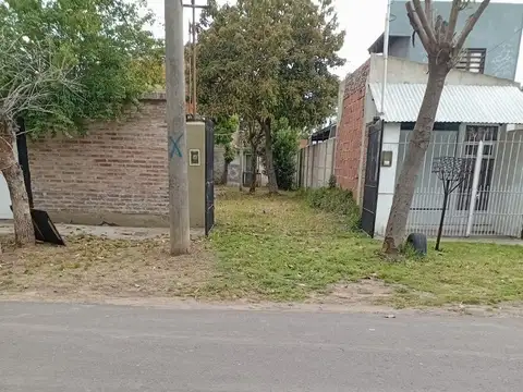 Terreno en Venta en Ezpeleta Oeste, USD 27.000