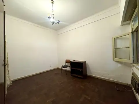 Depto Tipo Casa en Alquiler 50 años