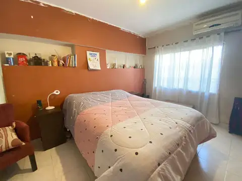 Calle 150 entre  67 y 68 1700